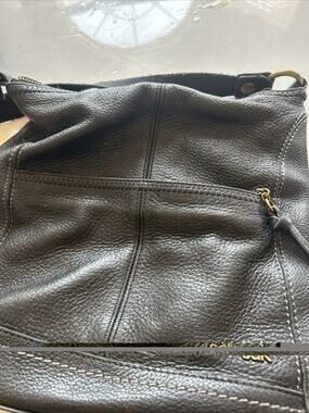 The Sak Black Leather Crossbody Bag Front Zip Pocket Adjustable Strap